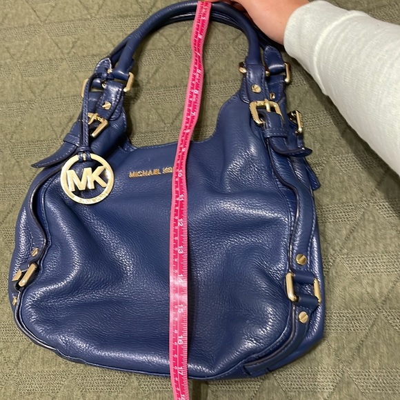 MICHAEL KORS navy pebble leather bag purse - Picture 11 of 13